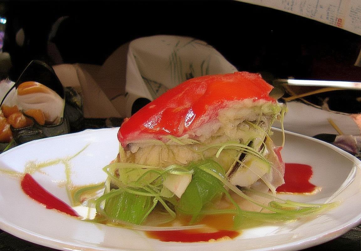 足球对决：心态战术解析，巴黎圣日曼主场迎战梅斯关键分析(图1)